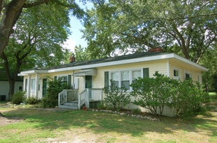 Building Photo - 433 E Third St