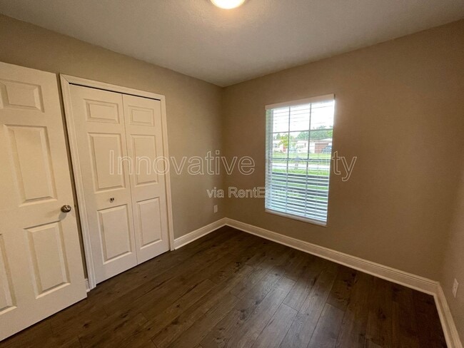 Building Photo - 6518 Cocos Dr