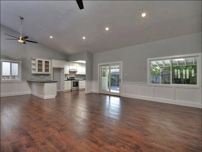 Building Photo - Highly Desirable 4BD/2BA Home in San Jose's Rancho Santa Teresa neighborhood!
