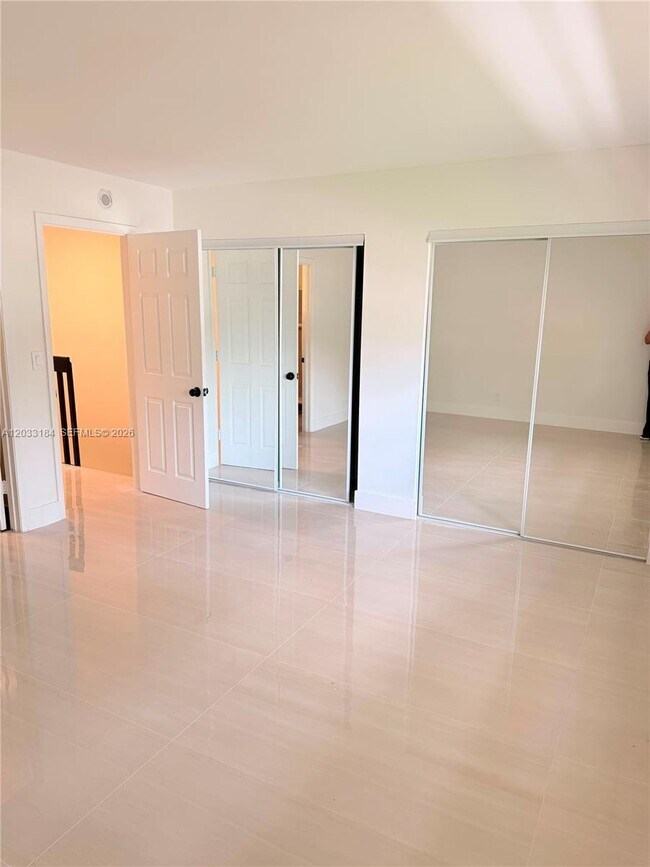 Building Photo - 2878 Coral Springs Dr