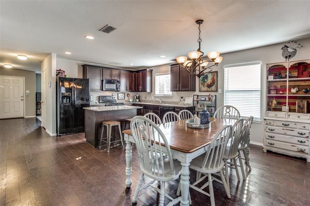 Building Photo - 3001 Pinyon Pl