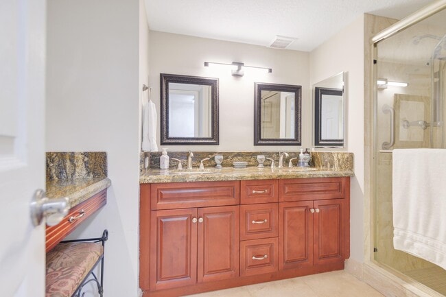 Building Photo - 500 S Ocean Blvd