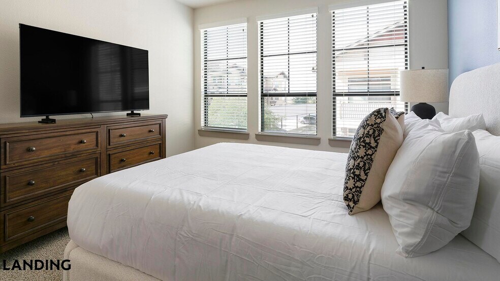 Building Photo - 21201 Emerald Mist Pkwy