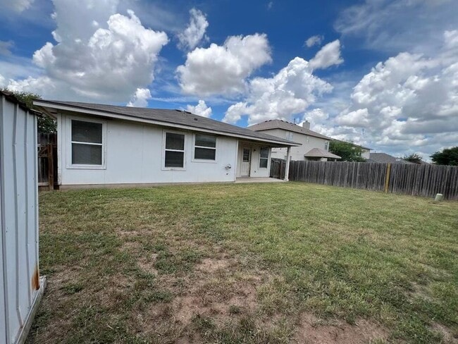 Building Photo - 209 Katy B Ln