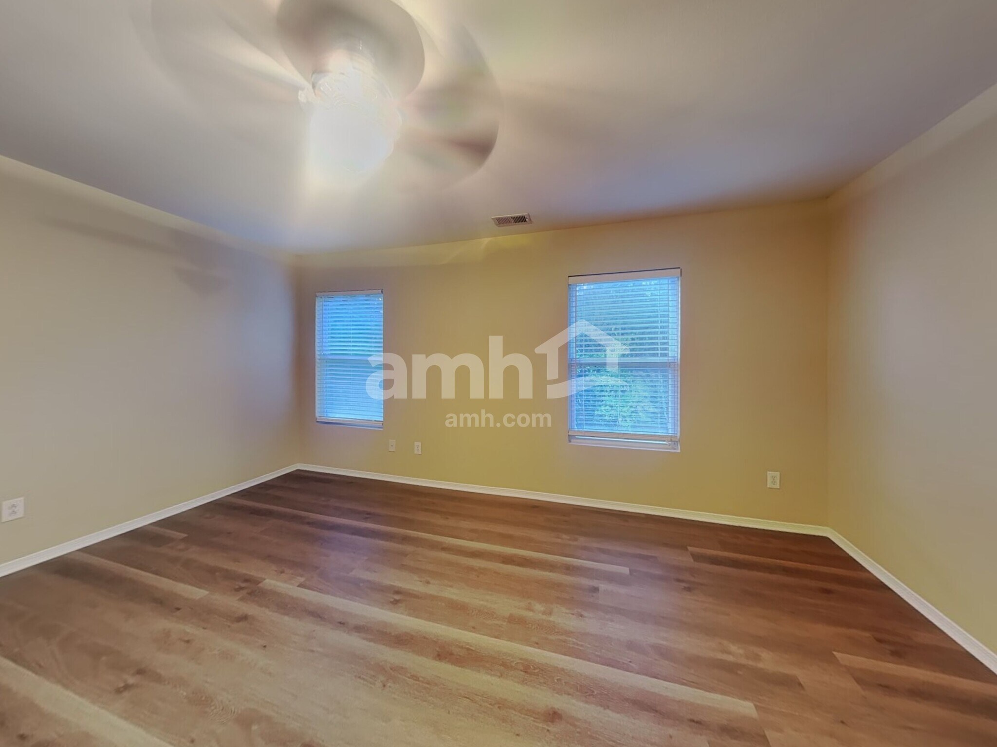 Building Photo - 1717 Cabarrus Crossing Dr