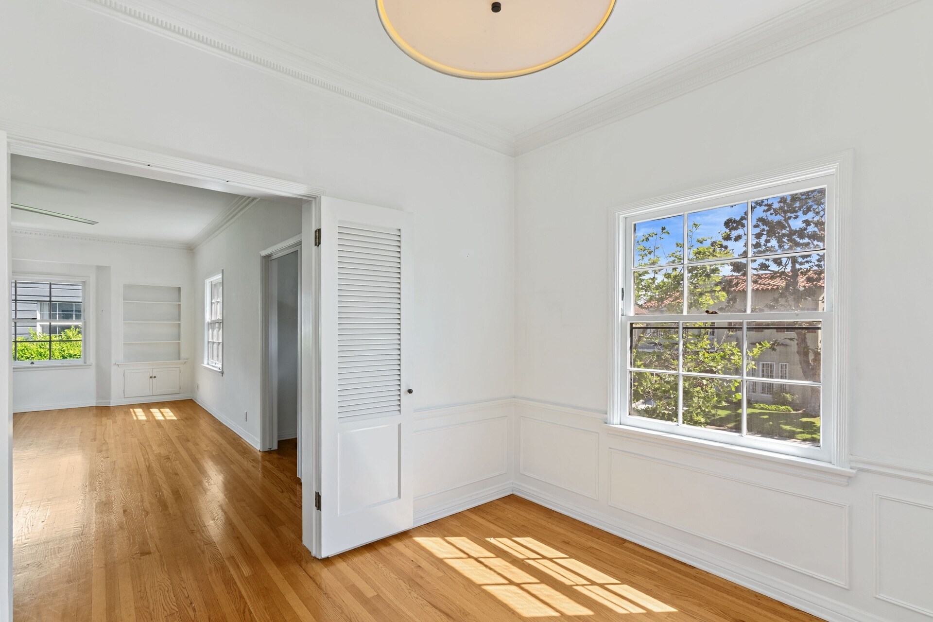 Building Photo - 117 1/2 N Harper Ave