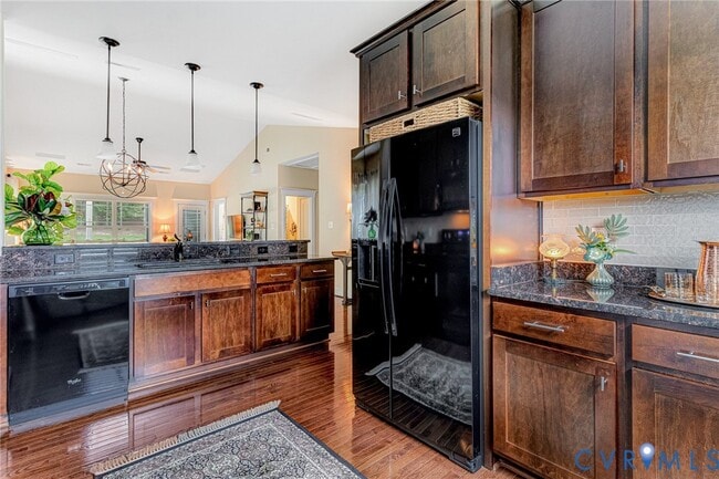 Building Photo - 13954 Stanley Park Dr