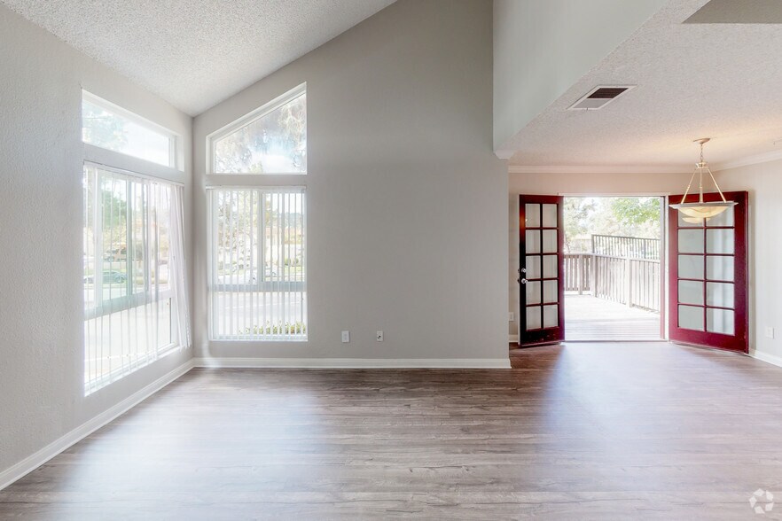 Canyon Crest Views Apartments 5253 El Cerrito Dr Riverside CA 92507