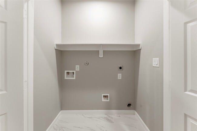 Building Photo - 5125 Jezebel St
