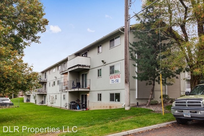 Building Photo - 1001 Emma Ave