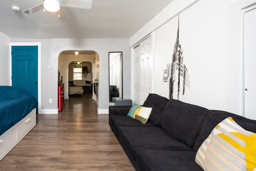 Building Photo - 509 Palisade Ave