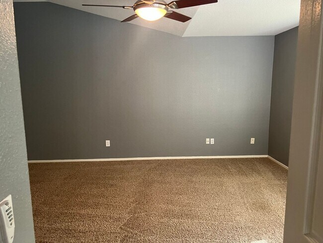 Building Photo - 3740 S Pride Ct
