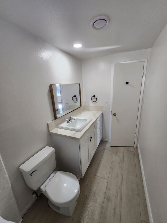 Building Photo - Beautiful Newly Renovated 3 Bedroom 2 Bathroom House in Whittier