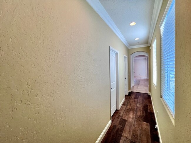 Building Photo - $2,695 Church & Clovis Ave., 4 Bedroom House - Edna Ave. Fresno / Energy Efficient