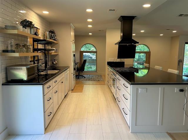 Building Photo - 3408 Greenbriar Ln