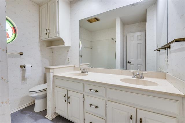 Building Photo - 2719 Sunrise Dr