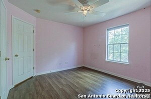 Building Photo - 1203 Ganton Ln