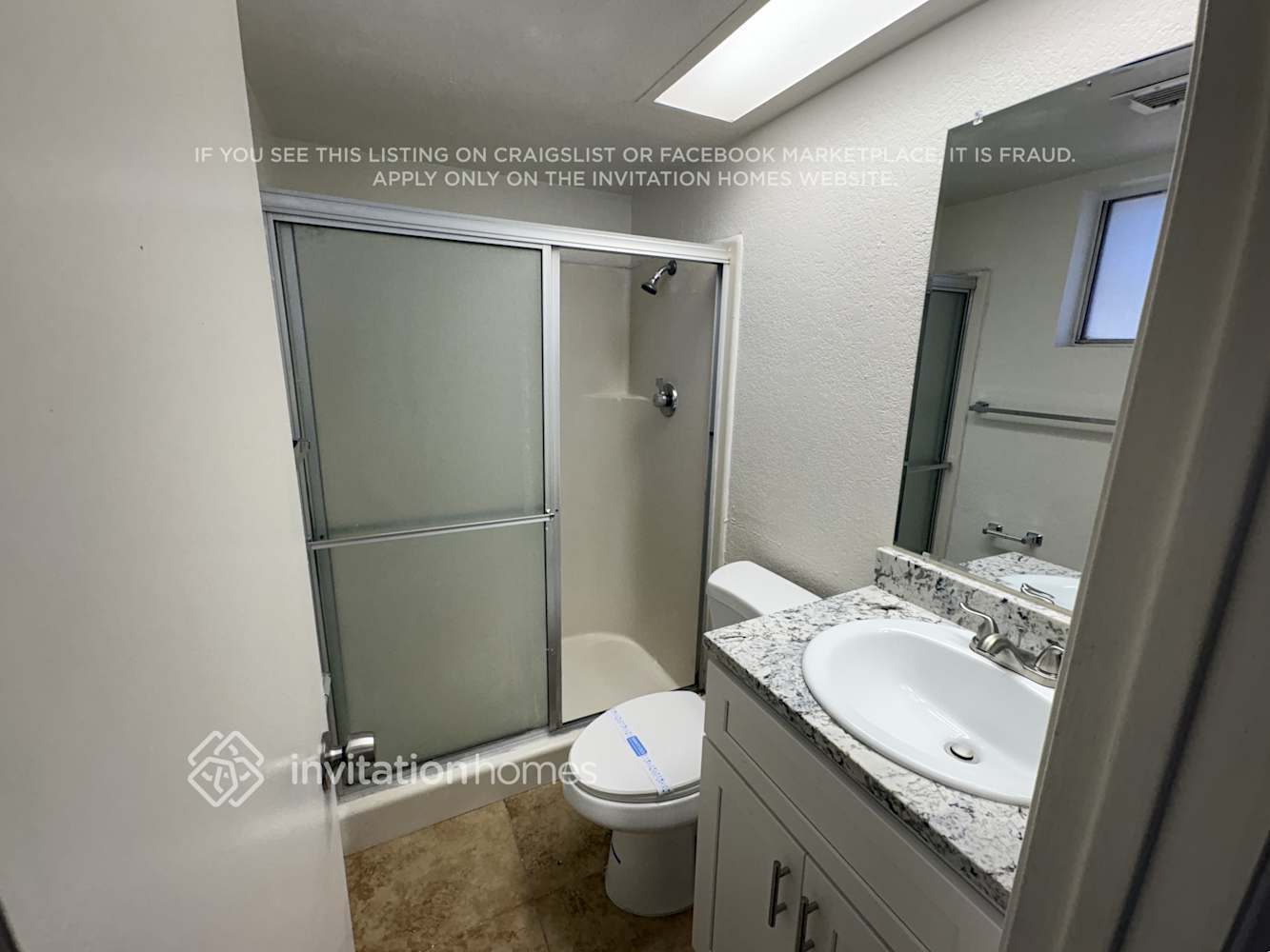 Building Photo - 8741 W Earll Dr