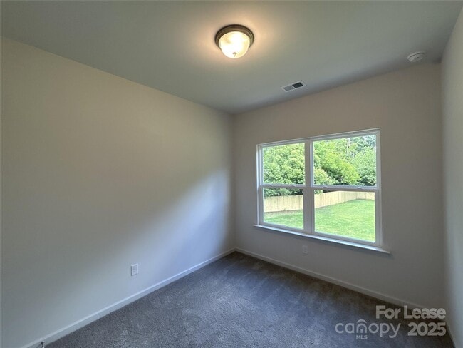 Building Photo - 6305 Lake Dr
