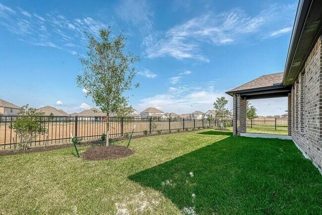 Building Photo - 2040 Terra Rose Dr