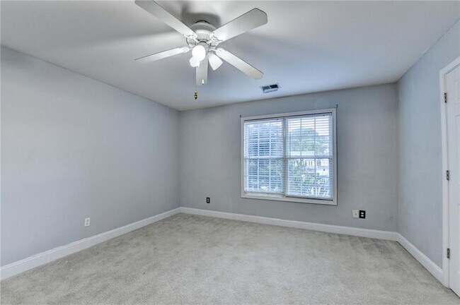 Building Photo - 938 Mulberry Fields Cove NE