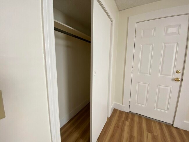 Building Photo - 93 Second St