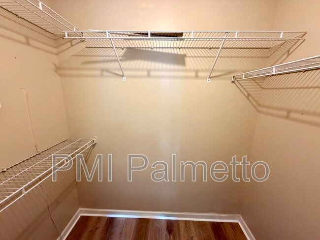 Building Photo - 104 Shipyard Blvd