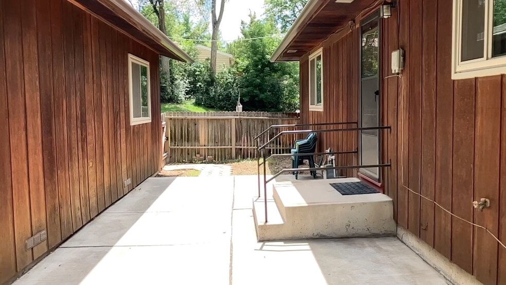 Building Photo - 113 Pierce Dr