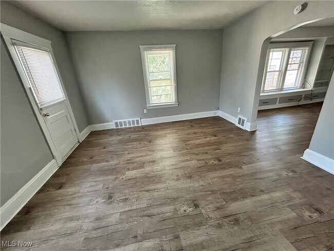 Building Photo - 6632 Fleet Ave