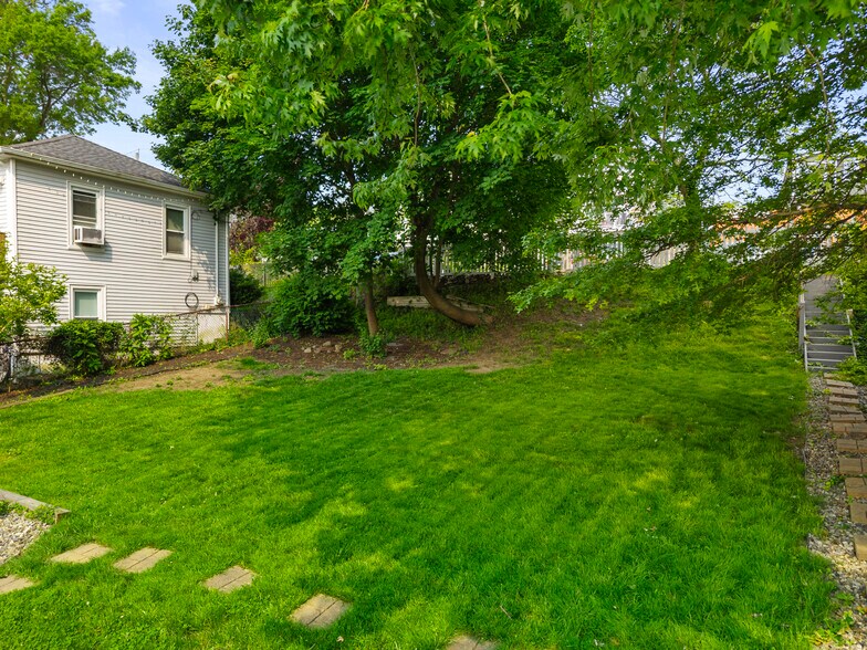 Building Photo - 792 Ocean Ave