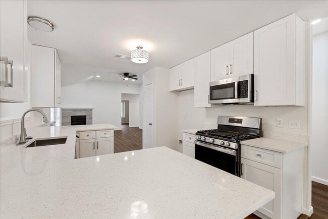 Building Photo - 14309 Levering St