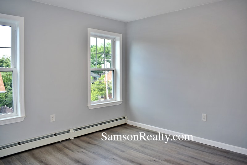 Building Photo - 719 Hope St