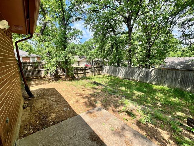 Building Photo - 5701 Willow Elm Dr