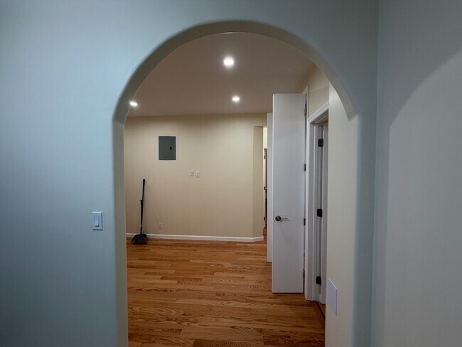 Building Photo - 1917 Avenue O