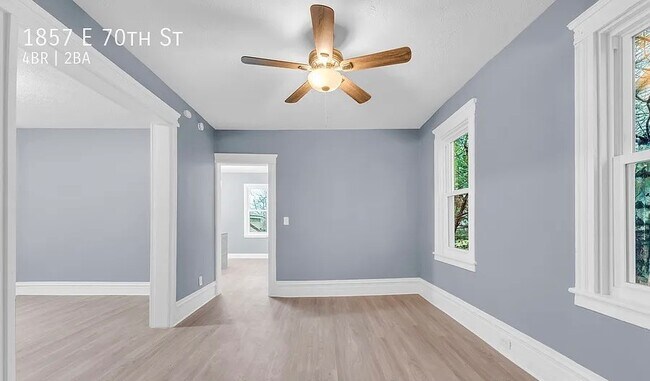 Building Photo - 1857 E 70th St