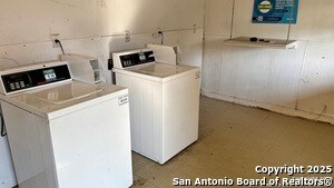 Building Photo - 5603 Bienville Dr