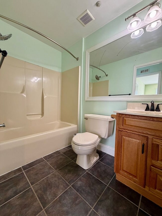 Building Photo - Welcome to Waters Edge Condos!