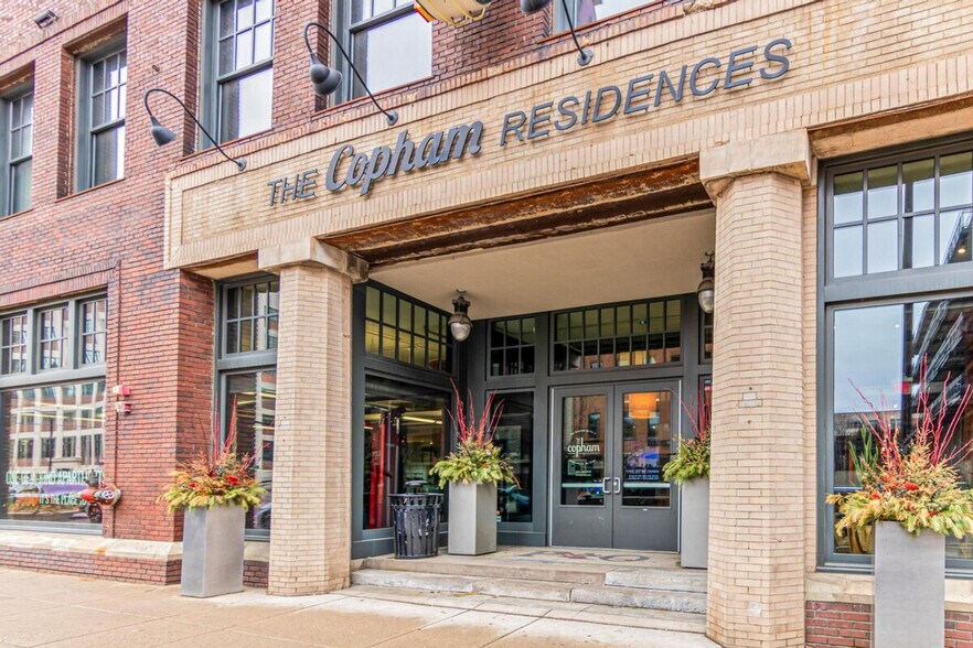 Building Photo - 718 N Washington Ave