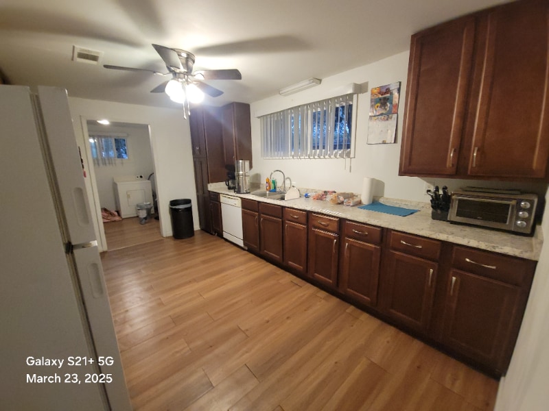 Building Photo - 2604 N M St