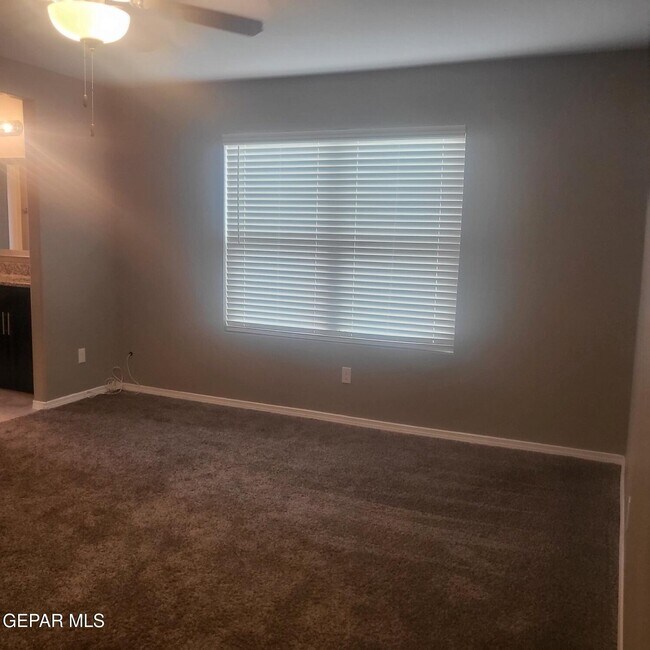 Building Photo - 14901 Tierra Isaiah Ave