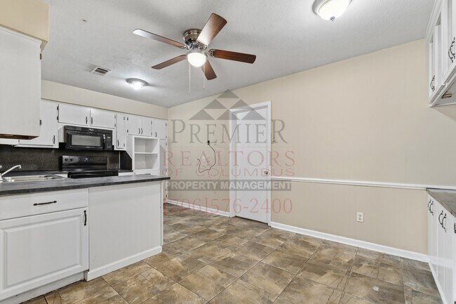 Building Photo - 520 Asa Dr