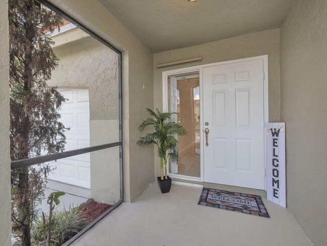 Building Photo - 1744 Shoreside Cir
