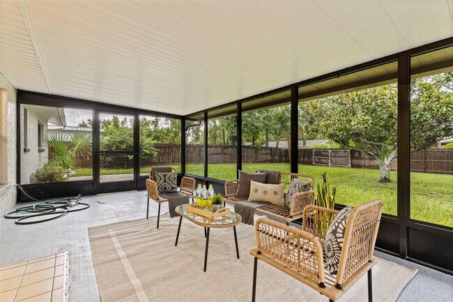 Building Photo - 1353 Wildwood Ct