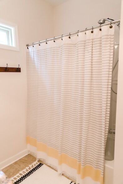 Building Photo - 40 Nokes Dr