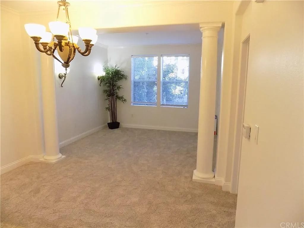 Building Photo - 2207 Watermarke Pl