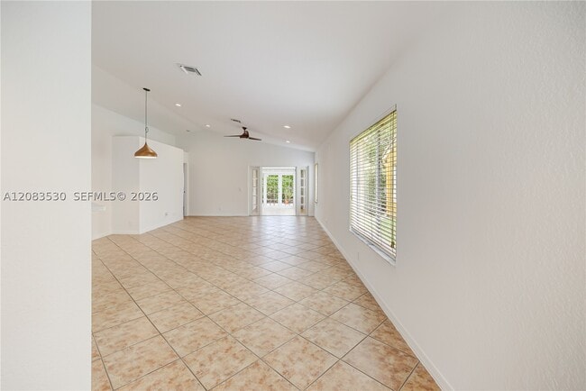 Building Photo - 1509 Canary Island Dr