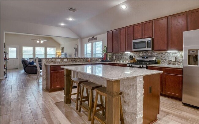 Building Photo - 32659 Timber Point Dr