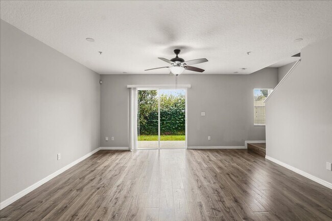 Building Photo - 13536 Tea Rose Way