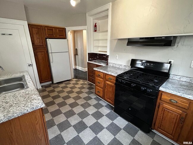 Building Photo - 2718 North North Street