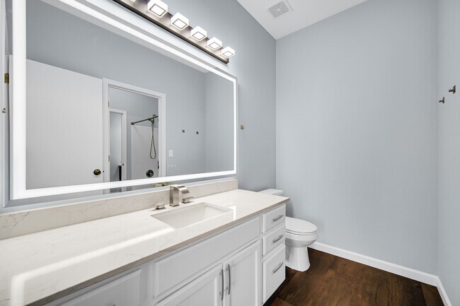 Building Photo - 16623 Natoma Dr